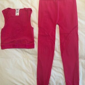 Wolford Pink activewear outfit - Stretchy Tapered Design